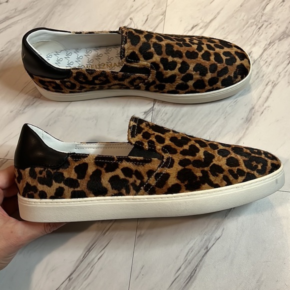 Stuart Weitzman Daryl calf hair leopard print slip on shoes size 9.5 - Picture 5 of 7